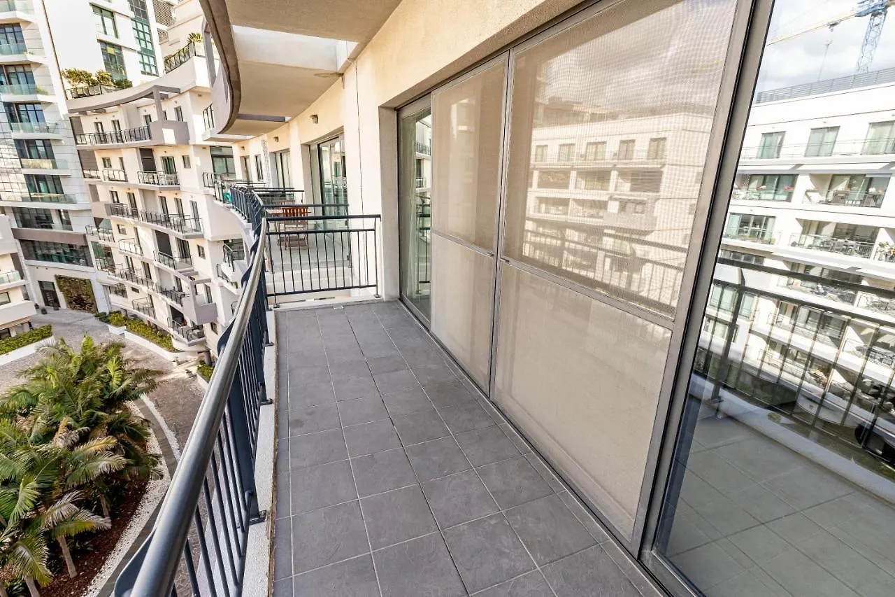 Lovely Studio Apt In The Heart Of St Julians Saint Julian's 0*,  Malta