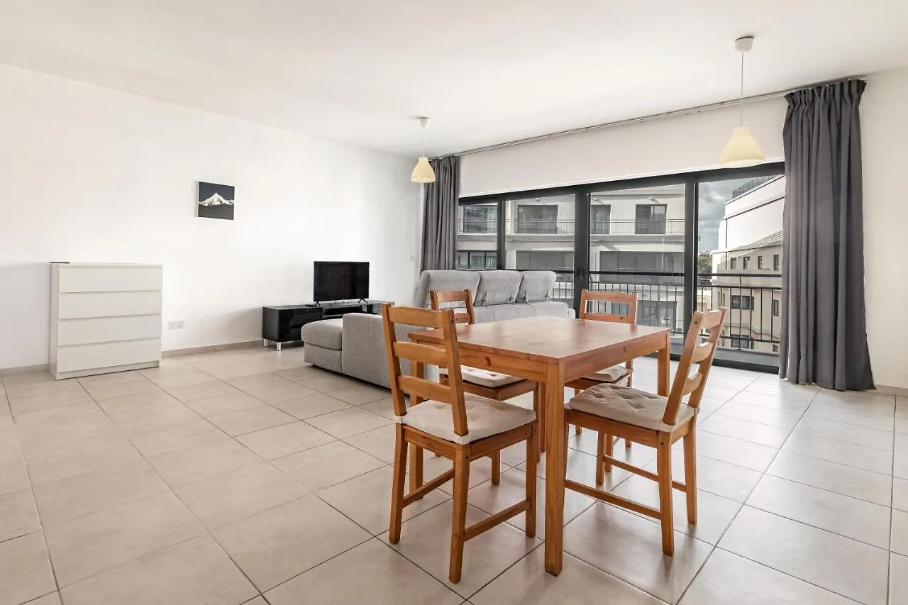 Lovely Studio Apt In The Heart Of St Julians Saint Julian's